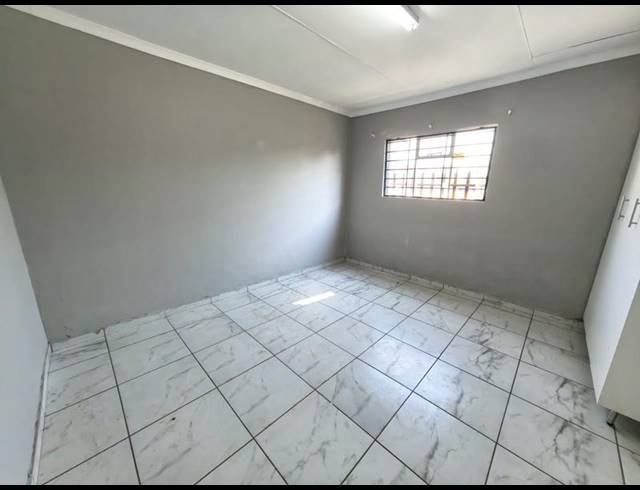2 BEDROOM PROPERTY TO RENT IN WYCHWOOD